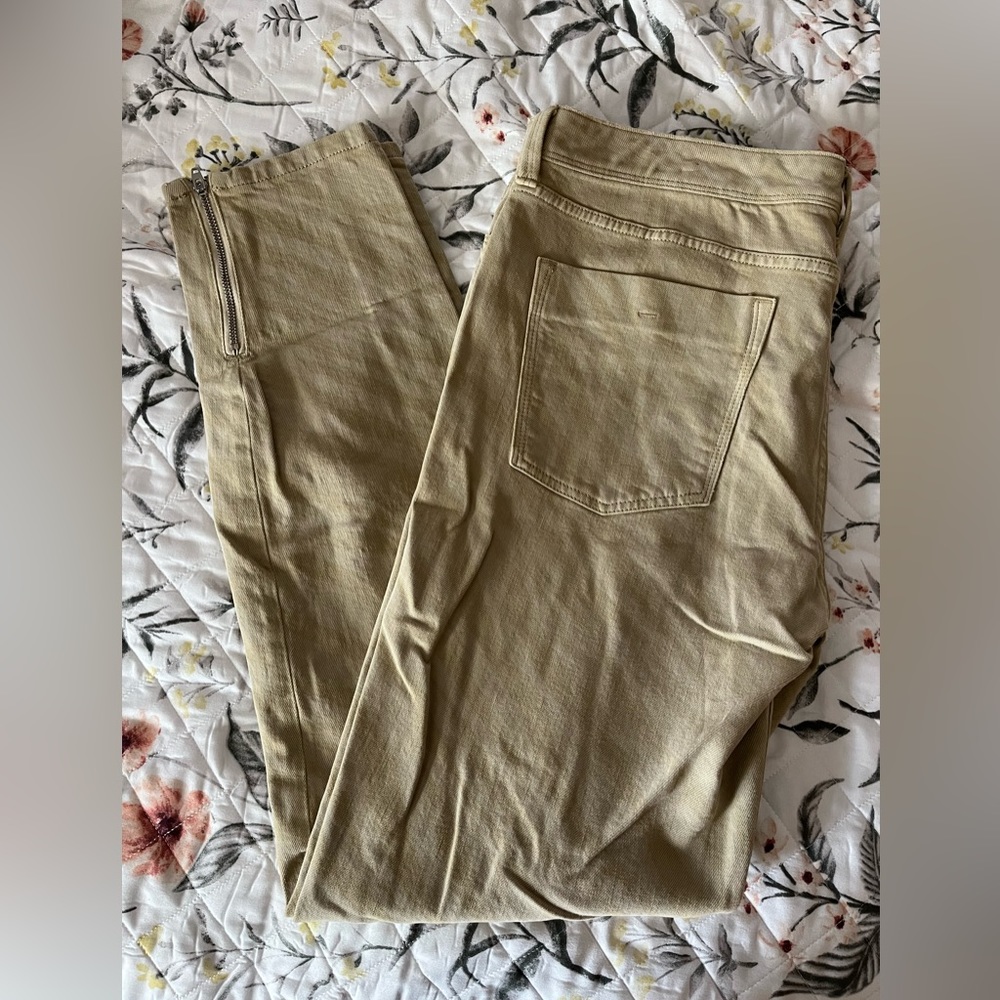 Banana Republic 32 Long women’s denim skinny straight leg jean